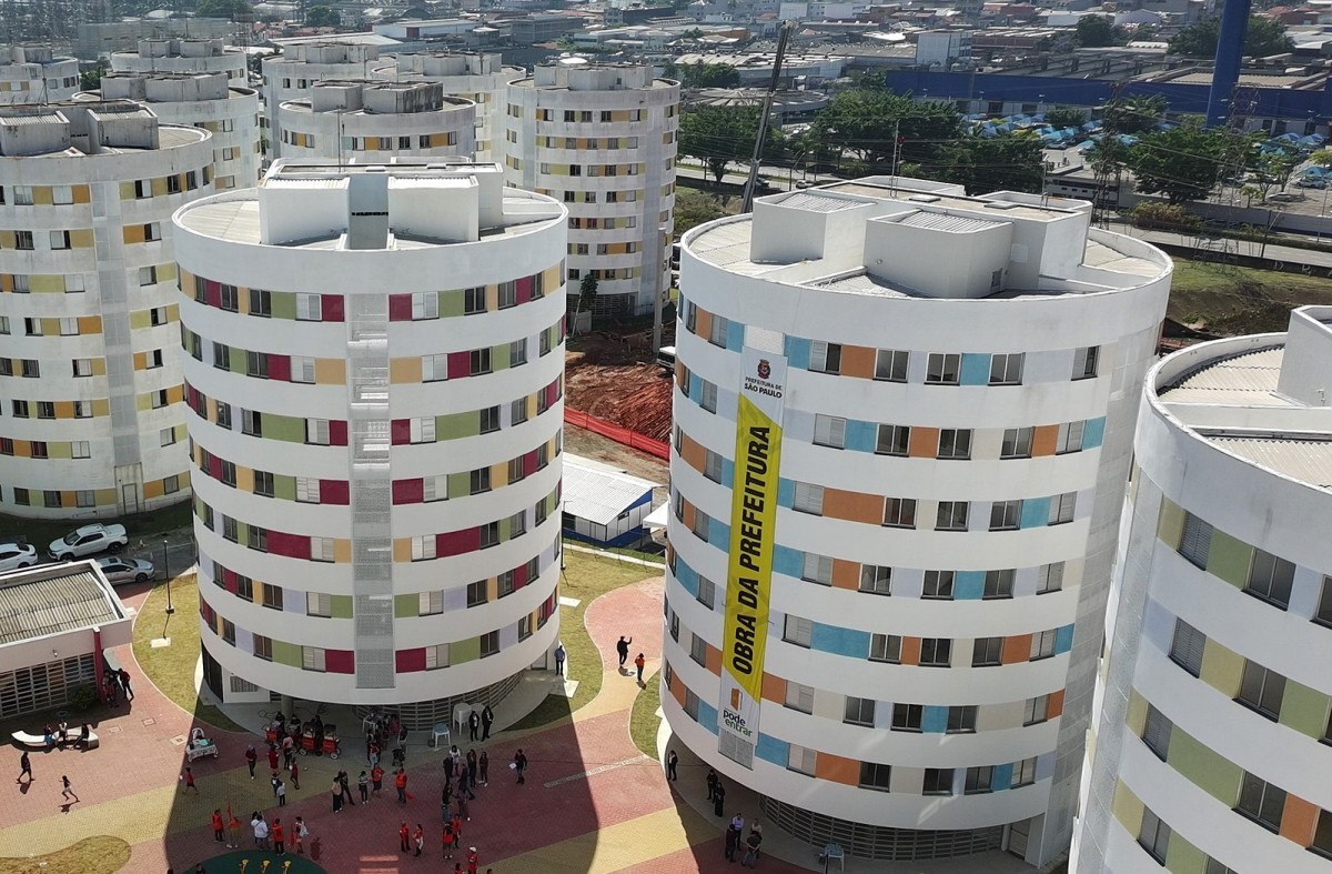 Heli&oacute;polis recebe &uacute;ltimas 120 moradias do conjunto