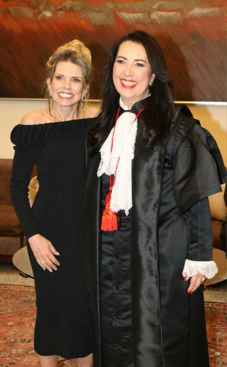 As desembargadoras Marília Castro Neves e Paula Machado