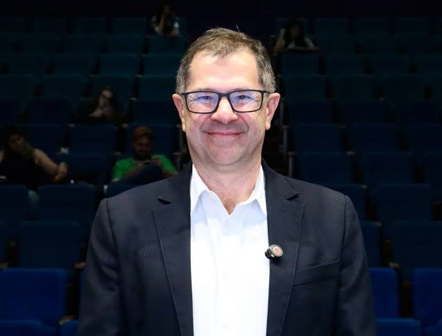 Coordenador do IPIE e professor Israel Teoldo s&atilde;o nomeados presidente e vice-presidente da Comiss&atilde;o de Implementa&ccedil;&atilde;o da UFEsporte