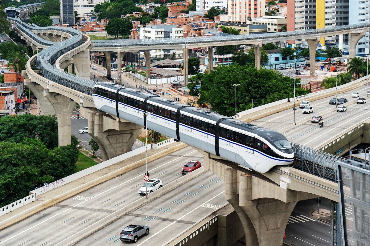 Linha 17-Ouro amplia hor&aacute;rio, reduz intervalo e mant&eacute;m viagens gratuitas
