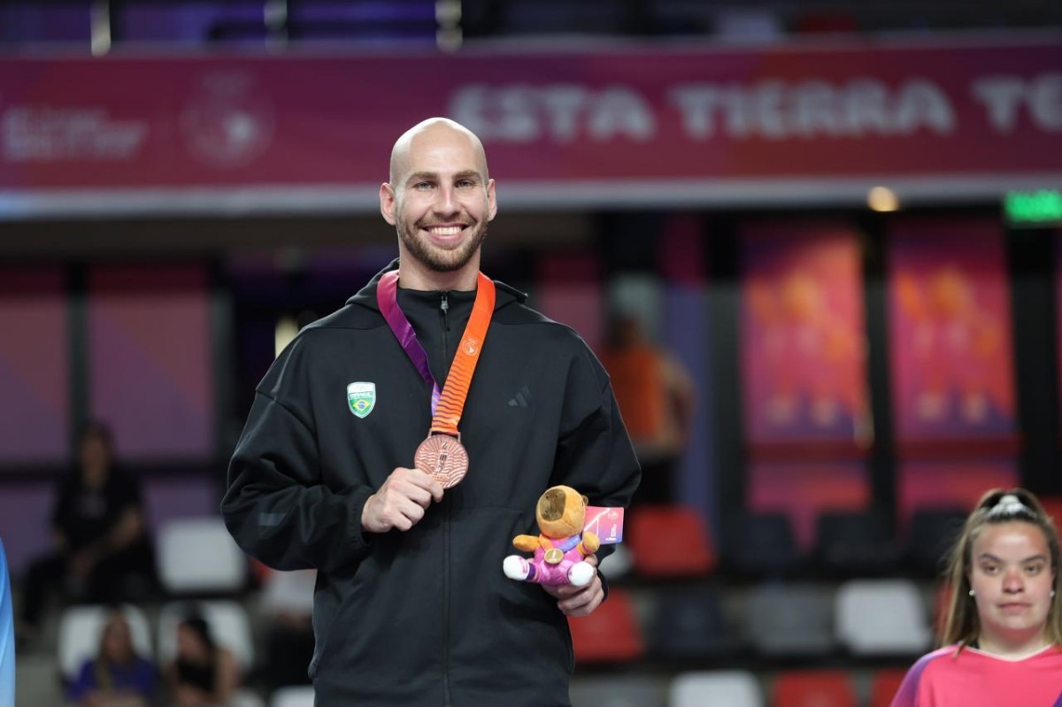 Sensei da Vila Ol&iacute;mpica &eacute; p&oacute;dio nos Jogos Sul-Americanos