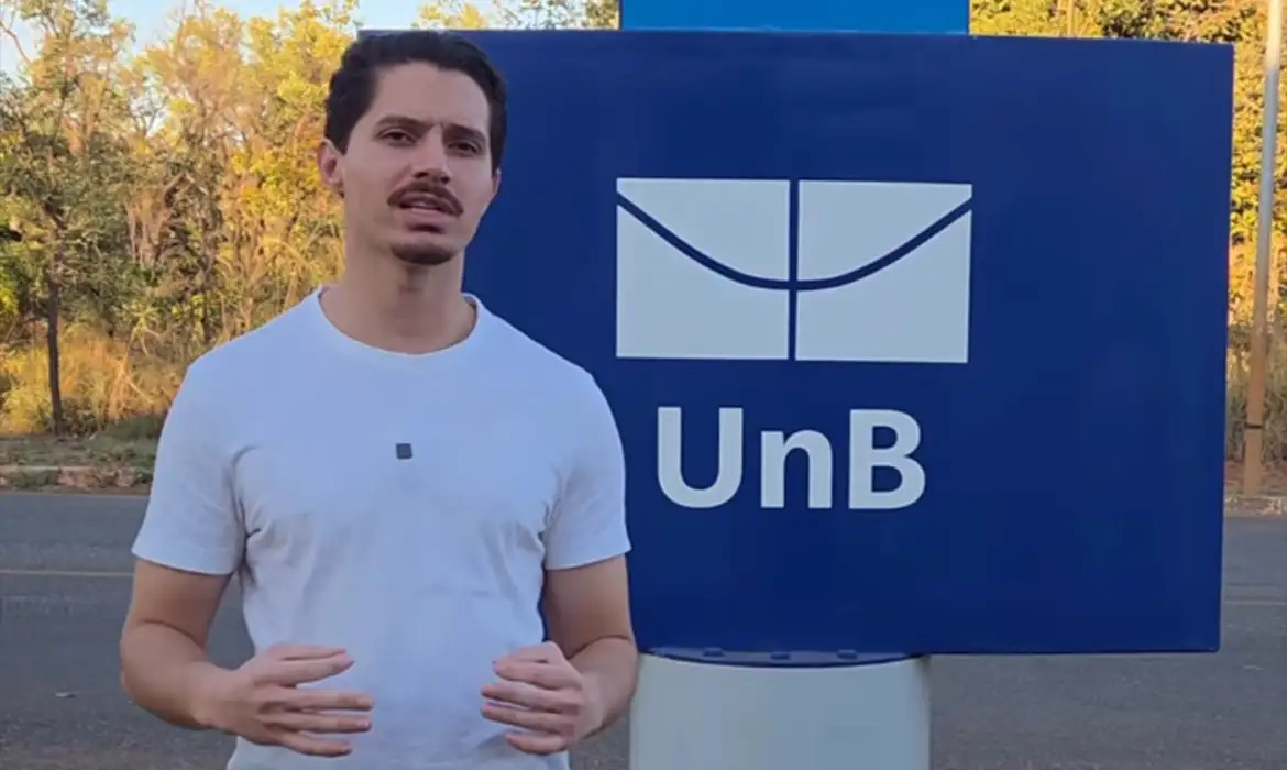 Wilker Le&atilde;o relata bastidores de pris&atilde;o na UnB e declara voto em Fl&aacute;vio Bolsonaro