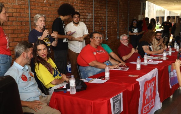 Candidatos ao governo do DF participam de debate na UnB