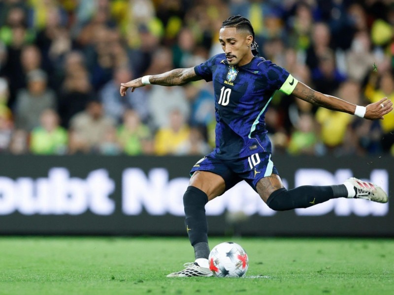 Raphinha tem les&atilde;o detectada e est&aacute; desconvocado da Sele&ccedil;&atilde;o