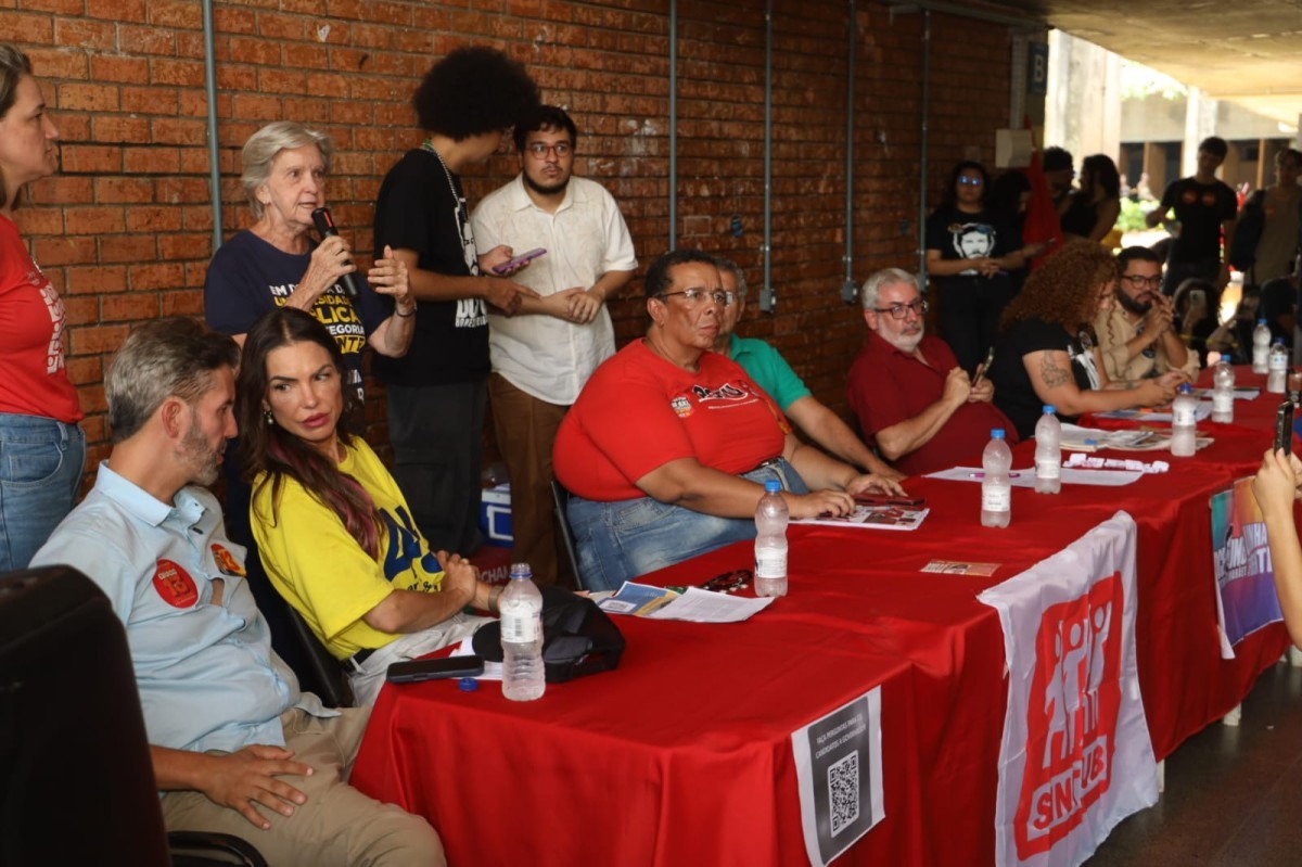 Candidatos ao governo do DF participam de debate na UnB