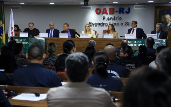 OAB-RJ e Viva Rio entregam Pr&ecirc;mio Seguran&ccedil;a dos Direitos Coronel Nazareth Cerqueira a projetos de for&ccedil;as policiais