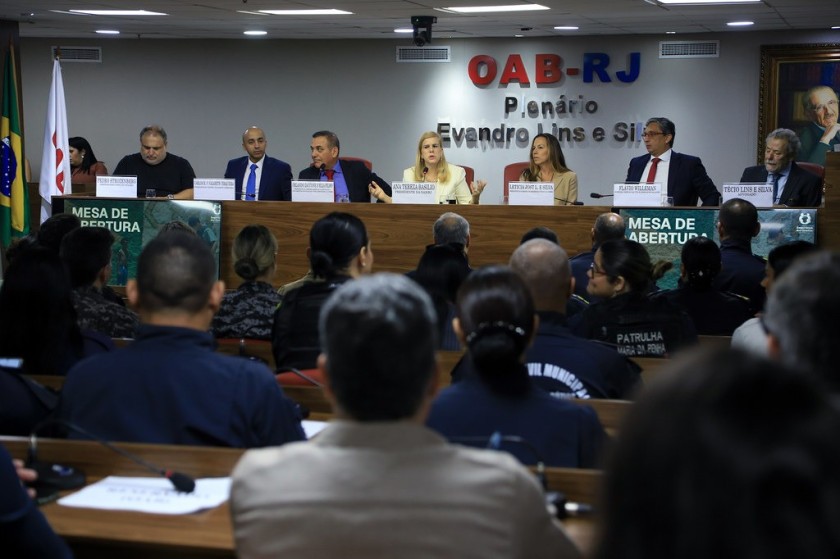 OAB-RJ e Viva Rio entregam Pr&ecirc;mio Seguran&ccedil;a dos Direitos Coronel Nazareth Cerqueira a projetos de for&ccedil;as policiais