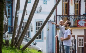 Mil e quinhentas garrafas &agrave; espera de leitores