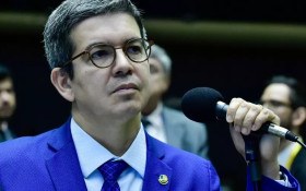 Randolfe perde reelei&ccedil;&atilde;o no Amap&aacute; e PL amplia for&ccedil;a para ter maior bancada do Senado