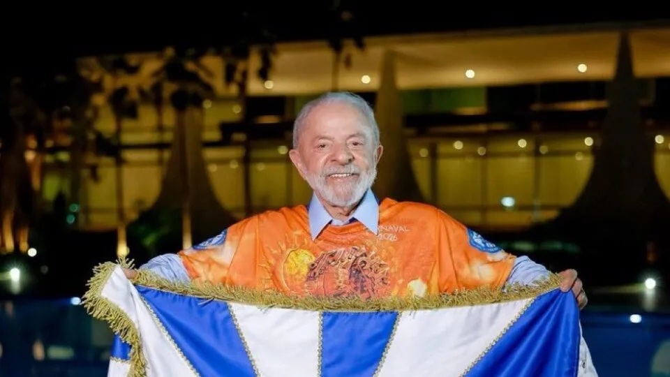 Lula e suas ilus&otilde;es do alto da Torre de Marfim