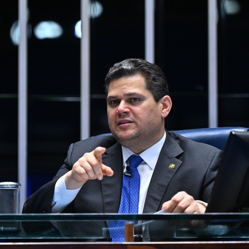 Alcolumbre: fim da 6x1 ser&aacute; votado no Senado na pr&oacute;xima semana