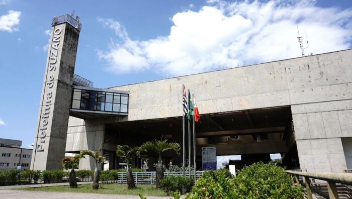 Suzano paga servidores por tempo de servi&ccedil;o suspensos na pandemia