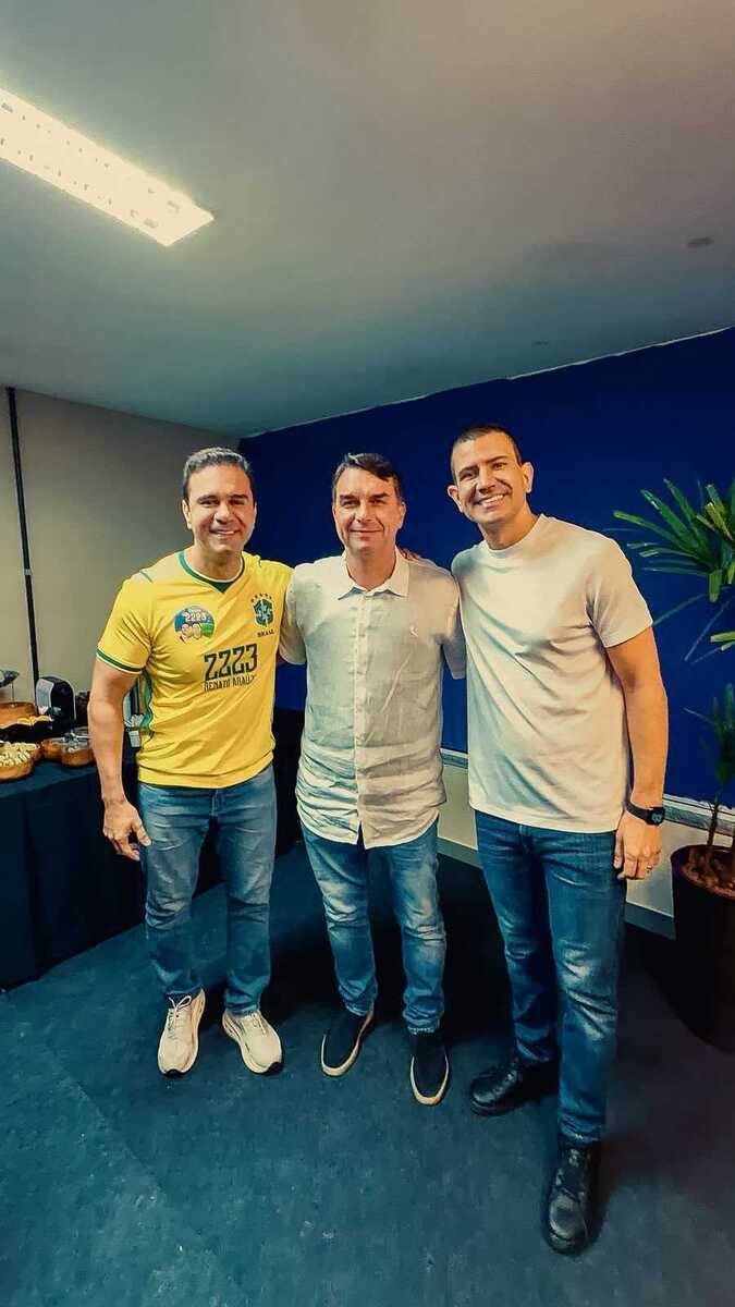 Renato Ara&uacute;jo fecha elei&ccedil;&atilde;o com 48 mil votos e de olho em 2028