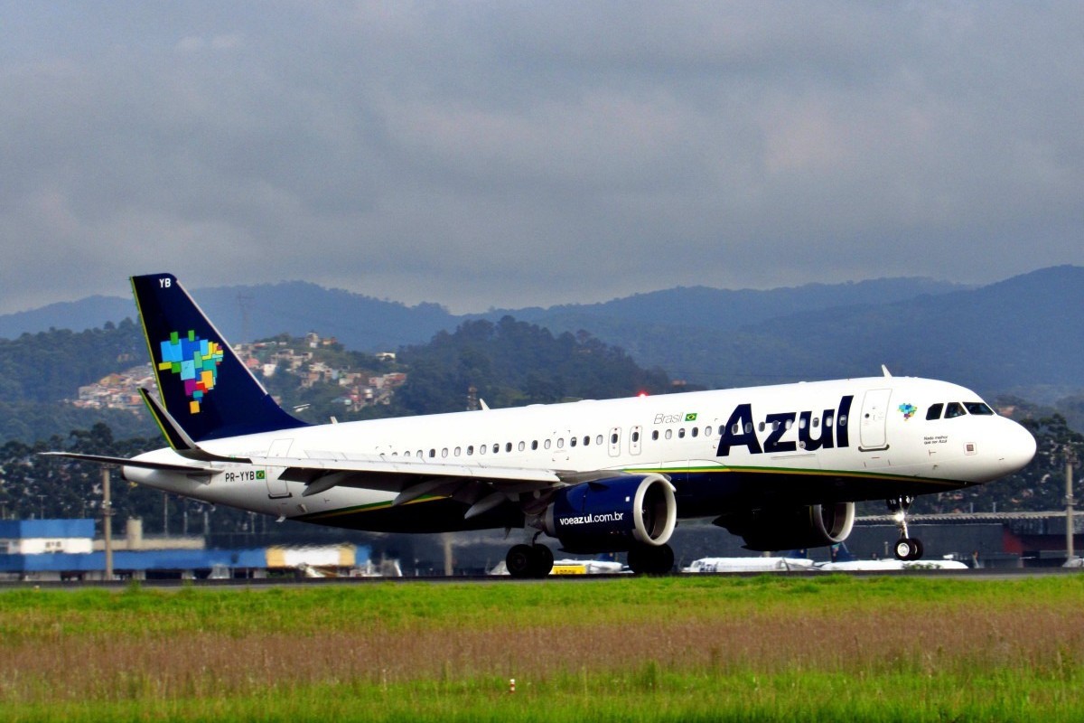 Cade aprova investimento da American Airlines na Azul mediante acordo e limita&ccedil;&otilde;es