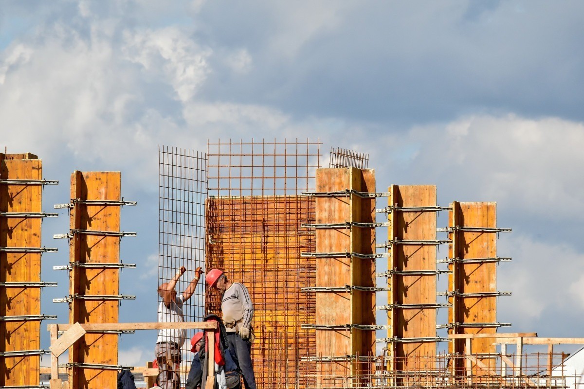 Constru&ccedil;&atilde;o civil avalia novo programa de cargos no setor