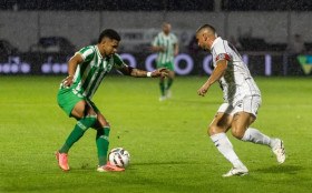 Diante do p&uacute;blico minguado, Ponte Preta perde para o Juventude