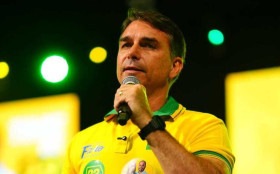 Contra fim da 6x1, Fl&aacute;vio defende jornada flex&iacute;vel: "Quem quer trabalhar mais, vai trabalhar mais"