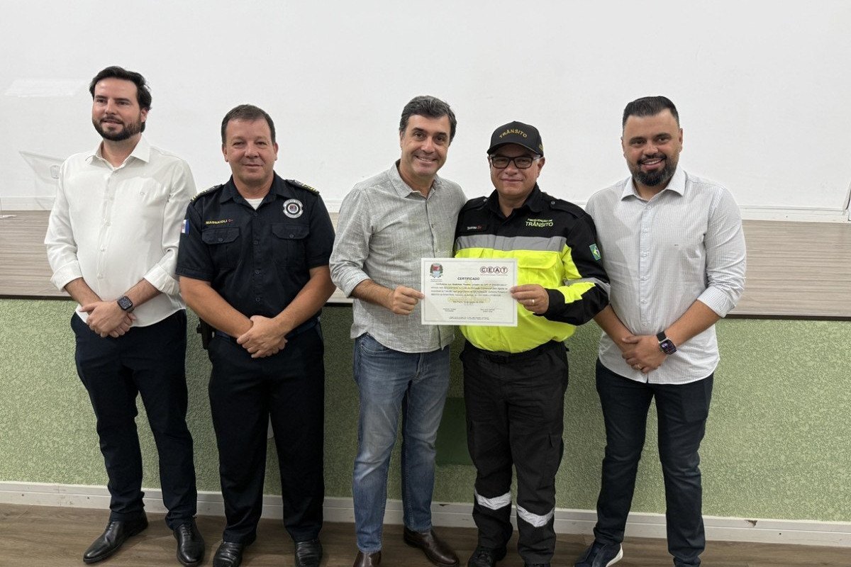 Cinquenta se graduam como agentes de tr&acirc;nsito e guardas civis em Indaiatuba