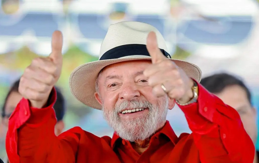 Mesmo derrotado, Lula pode indicar ministro ao STF e reduzir vagas de Fl&aacute;vio