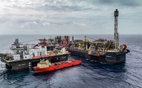Senadores do Amap&aacute; destacam import&acirc;ncia do petr&oacute;leo