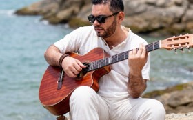 Felipe Reis canta Paulo C&eacute;sar Feital