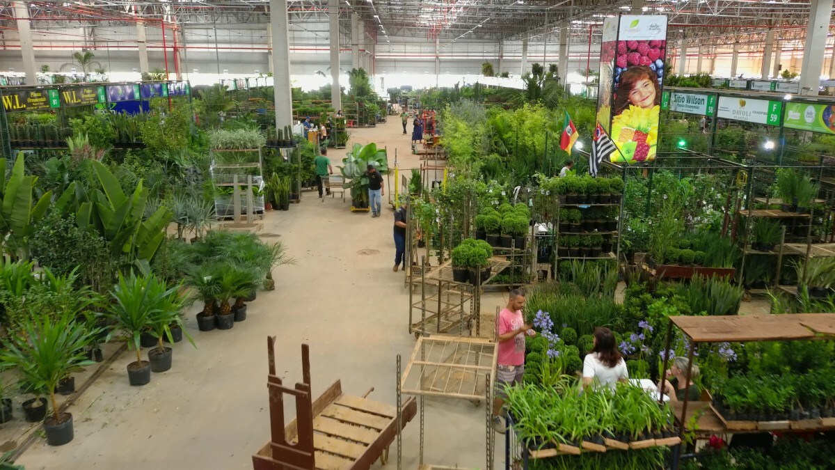 Ceaflor sedia Congresso, mostra depaisagismo e feira em Jaguari&uacute;na