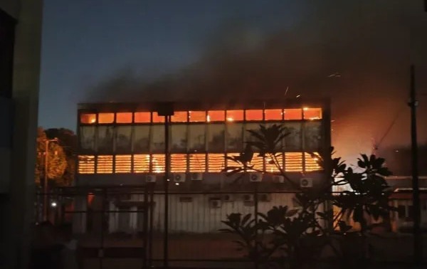 Inc&ecirc;ndio na UFPE &eacute; investigado ap&oacute;s relatos de amea&ccedil;as on-line