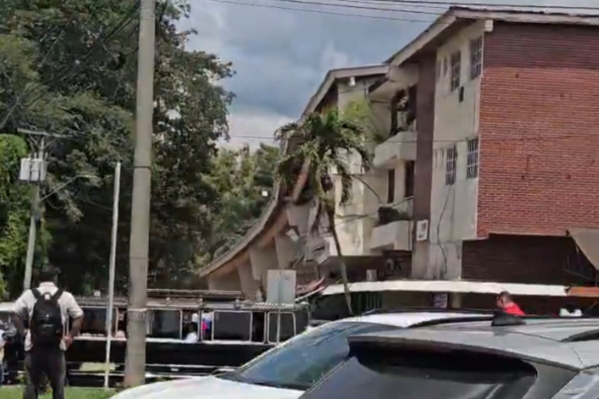 Terremoto de magnitude 7,6 registrado no Panam&aacute; gera alerta de tsunami