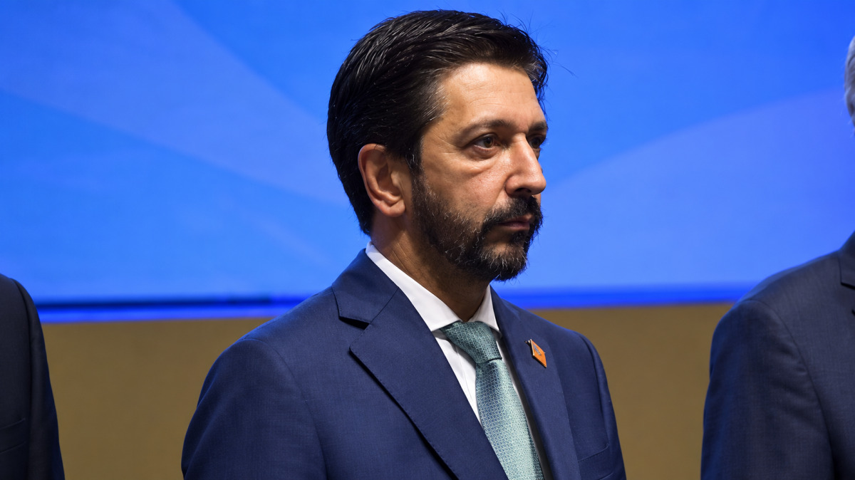 Nunes diz que cumprir&aacute; decis&atilde;o judicial sobre o aborto legal