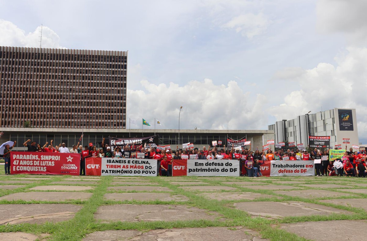 Sinpro-DF convoca paralisa&ccedil;&atilde;o com ato na Pra&ccedil;a do Buriti