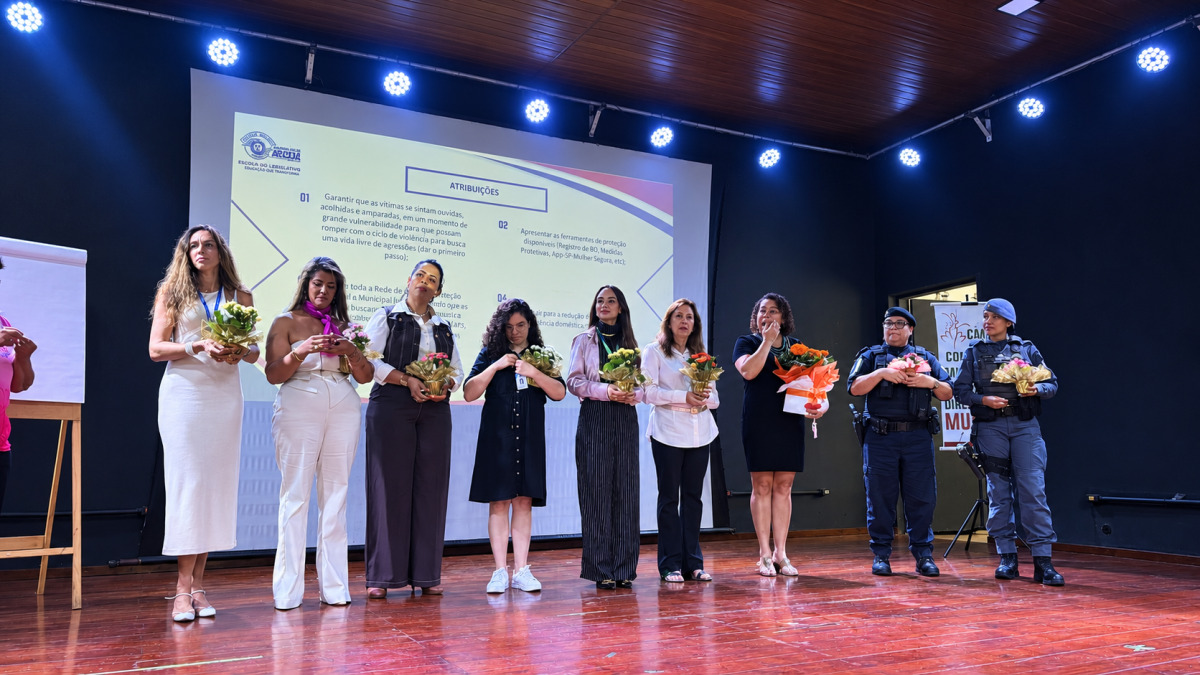 Aruj&aacute; re&uacute;ne mulheres pra combate ao feminic&iacute;dio