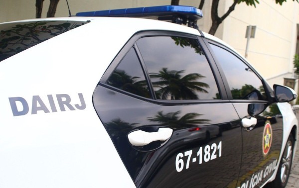 Pol&iacute;cia Civil prende homem apontado como intermediador irregular de transporte