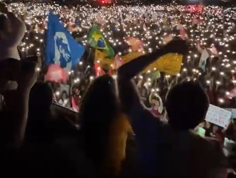 Lavareda: ruas impressionam, mas ainda n&atilde;o viraram elei&ccedil;&atilde;o