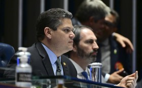 Impasse sobre maioridade penal adia PEC da Seguran&ccedil;a