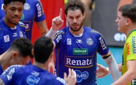 V&ocirc;lei Renata busca terceiro t&iacute;tulo consecutivo
