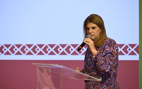 Dez li&ccedil;&otilde;es sobre lideran&ccedil;a feminina