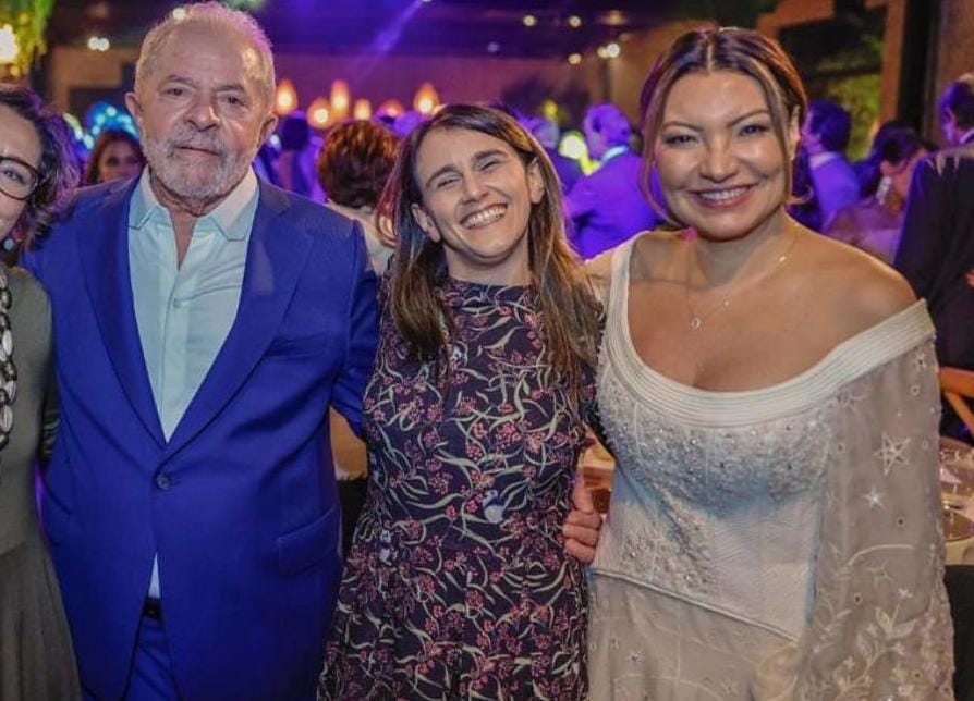 Justi&ccedil;a manda PF investigar ex-secret&aacute;ria de Lula por fake news contra vice de Fl&aacute;vio Bolsonaro