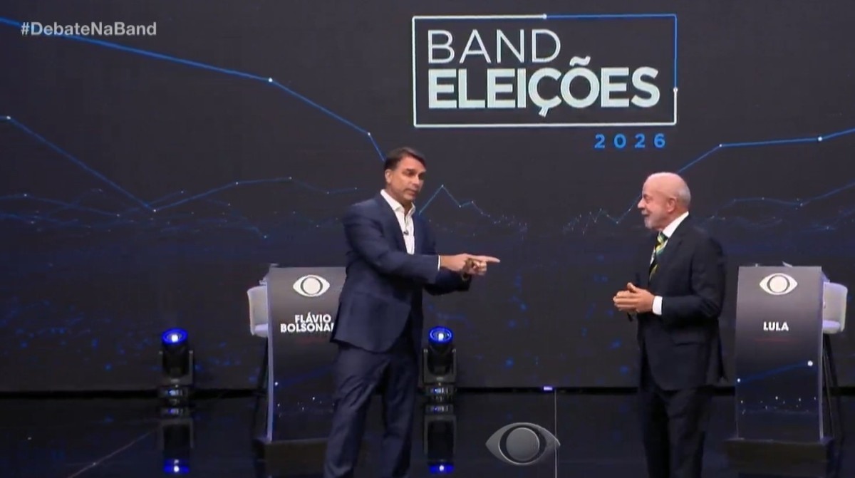 Bolsonaro presente