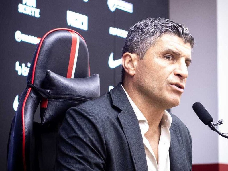 Derrota liga alerta no Vasco