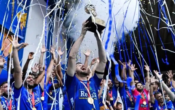 V&ocirc;lei Renatavai em busca de ta&ccedil;a in&eacute;dita na Supercopa