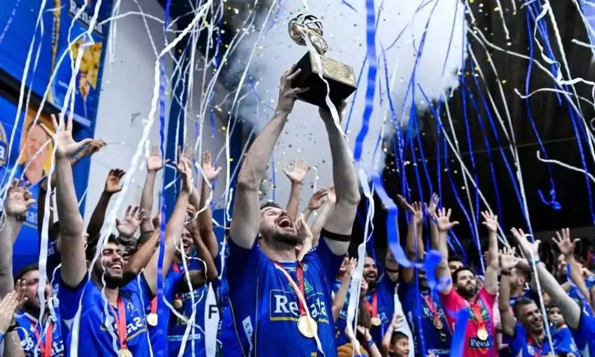 V&ocirc;lei Renatavai em busca de ta&ccedil;a in&eacute;dita na Supercopa