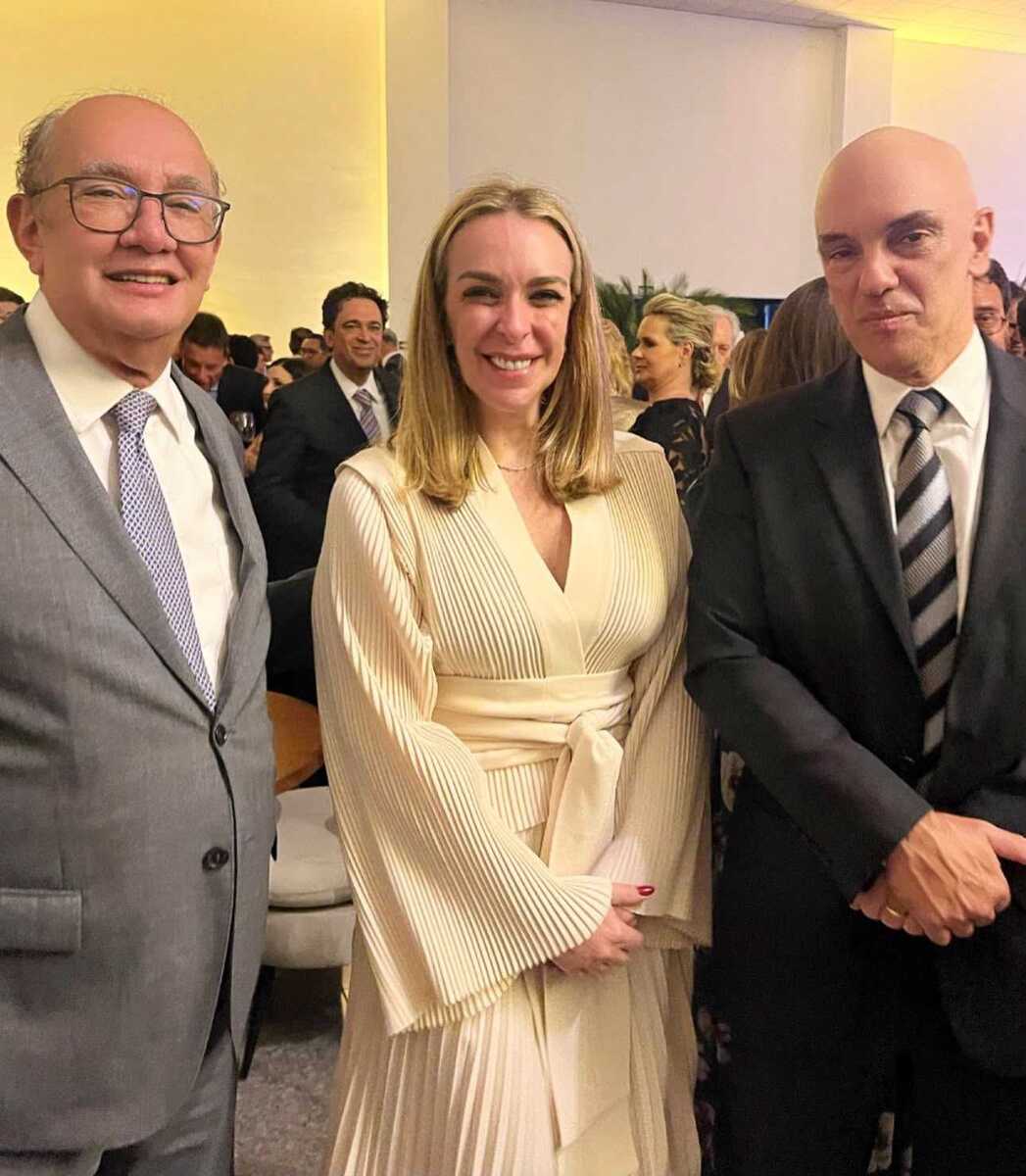 Roberta com petistas