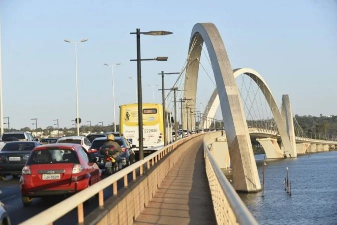 BRASILIANAS | Ponte JK entra em seu maior teste vi&aacute;rio na reta final da disputa pelo Buriti