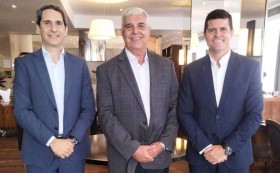 Alfredo Lopes re&uacute;ne hoteleiros cinco estrelas com presidente da Aena