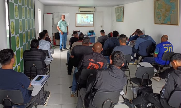 Angra dos Reis conclui participa&ccedil;&atilde;o em curso de forma&ccedil;&atilde;o de pescadores