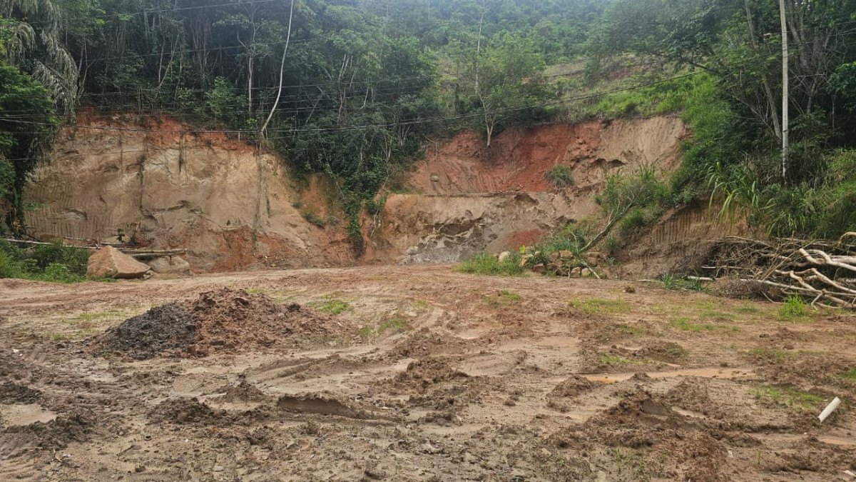A&ccedil;&atilde;o: pol&iacute;cia identifica extra&ccedil;&atilde;o irregular de min&eacute;rio em Paraty