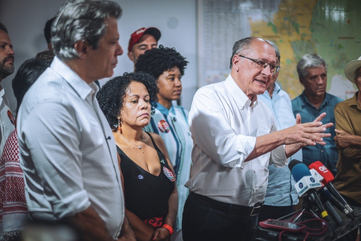 Fim da jornada 6x1 foi conquista dos trabalhadores, assim como perd&atilde;o de d&iacute;vidas e novo teto do MEI, diz Alckmin em Campinas