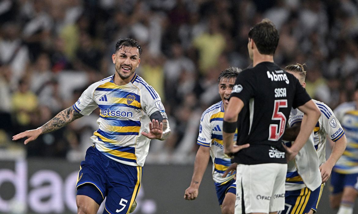Boca volta a fazer jus &agrave; fama de "terror" brasileiros e elimina o Vasco