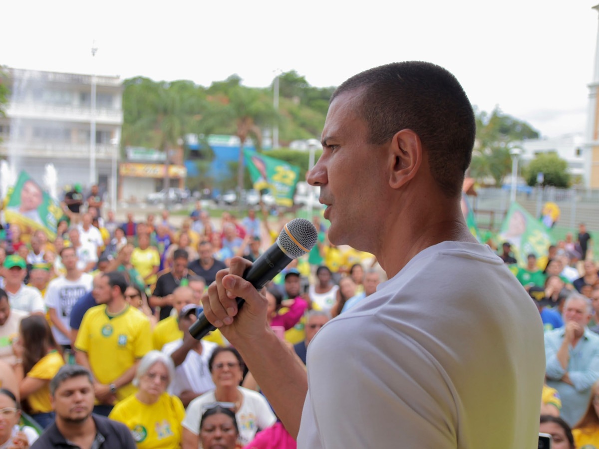 Votos nos indecisos e ausentes no 1&ordm; turno