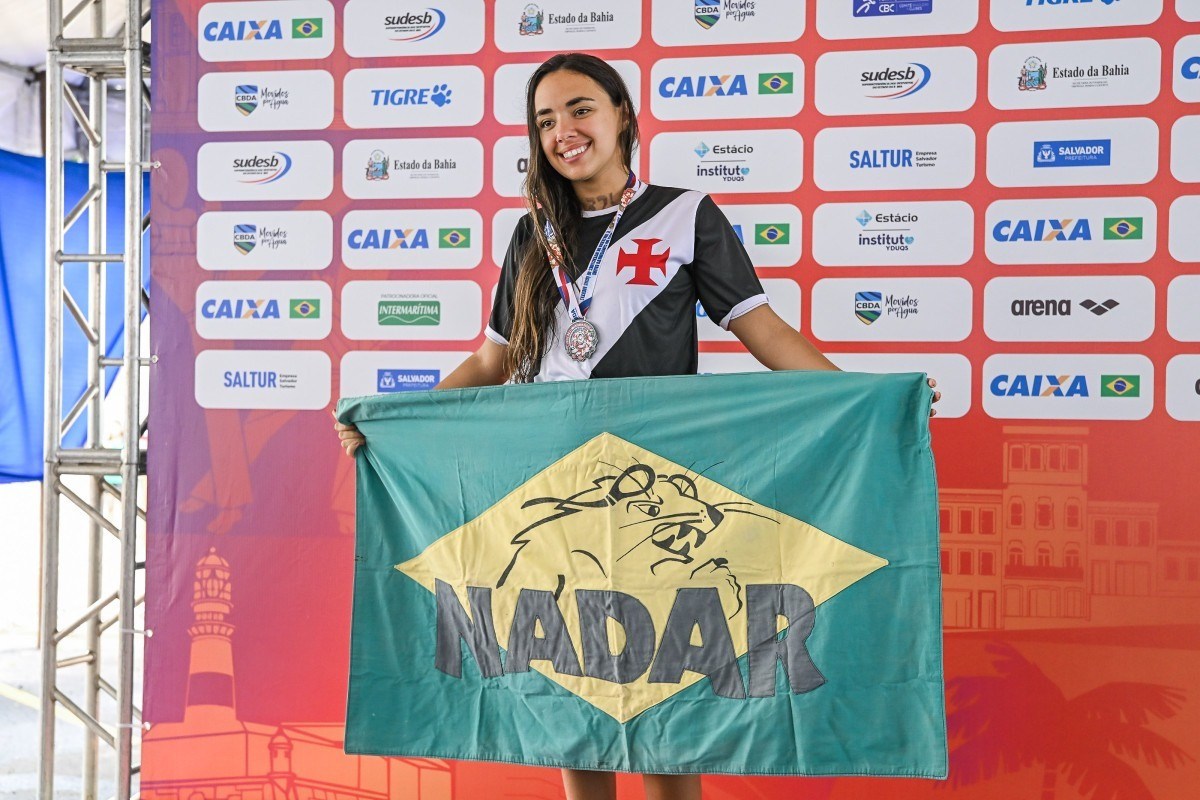 Campe&atilde; da Copa do Brasil, Bela Faria busca apoio para disputar Mundial de &Aacute;guas Abertas